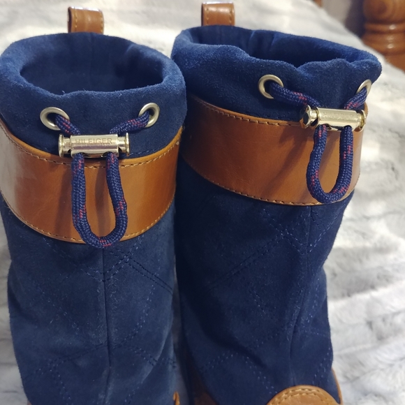 Tommy Hilfiger winter boots - Picture 2 of 8